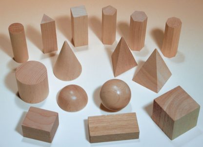 Geometriska figurer i trä